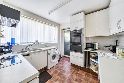 2 bedroom maisonette for sale, Tring Road, Bedfordshire LU6