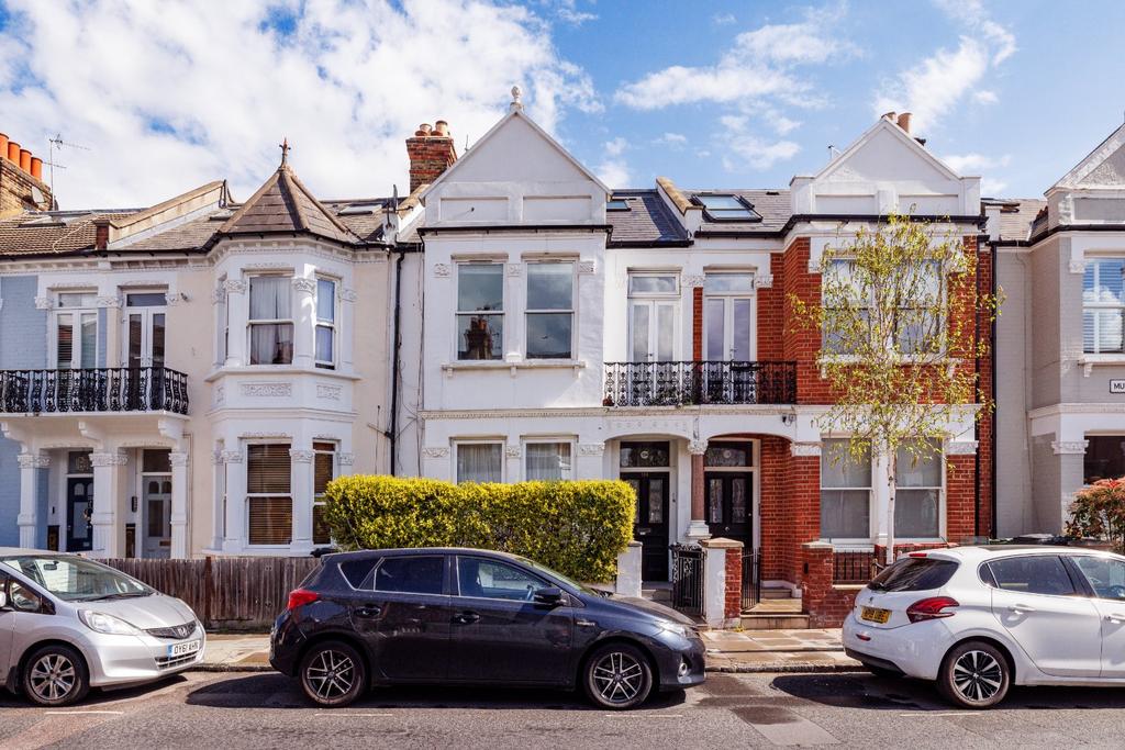 Apartment in London - View 5