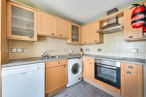 2 bedroom apartment to rent, Southgate Street, Winchester, Hampshire, SO23