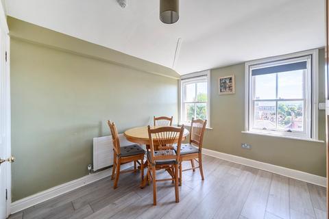 2 bedroom apartment to rent, Southgate Street, Winchester, Hampshire, SO23