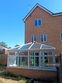 3 bedroom end of terrace house to rent, Horton Way, Nantwich, CW5