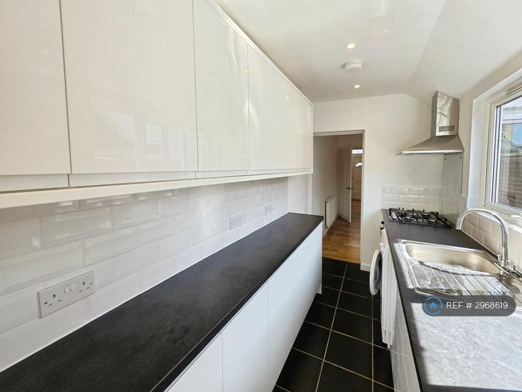 Waldeck Street, Reading, RG1 - Więcej