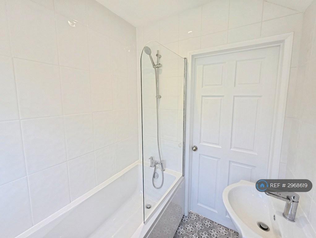 House in Reading, Spring Gardens, Coley - View 3