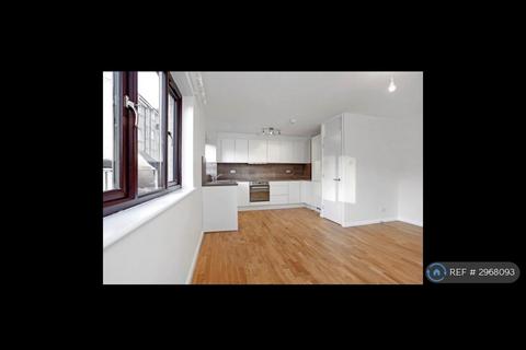 2 bedroom flat to rent, Francis Court, London, SE14