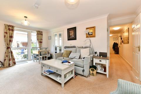 2 bedroom flat for sale, Mondyes Court, Wells, Somerset, BA5