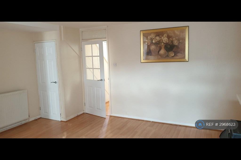 House in Reading - More