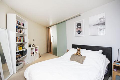 1 bedroom flat to rent, Beatty Road, Stoke Newington, London, N16