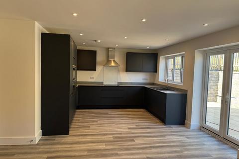 undefined, Broadweavers Close, Wincanton, BA9