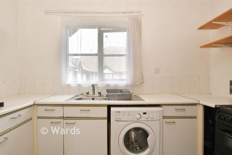 Clifton Walk, Dartford, Kent