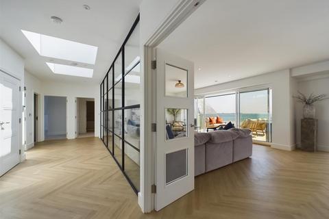 3 bedroom penthouse for sale, Exceptional Penthouse, La Route De La Haule, St Lawrence