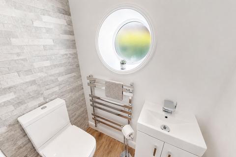 4 bedroom detached house for sale, Garner Drive, Tyldesley, M29