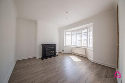 3 bedroom semi-detached house to rent, Acorn Street, Newton-Le-Willows, WA12