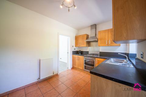 3 bedroom semi-detached house to rent, Acorn Street, Newton-Le-Willows, WA12