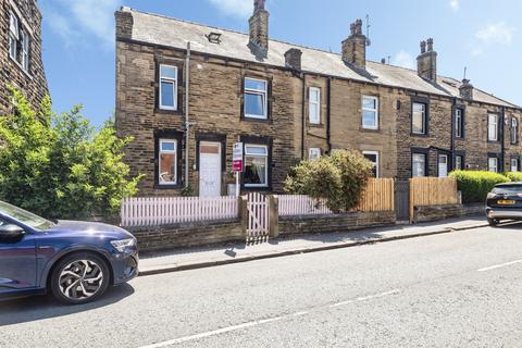 3 bedroom end of terrace house for sale, Fountain Street, Morley, LEEDS