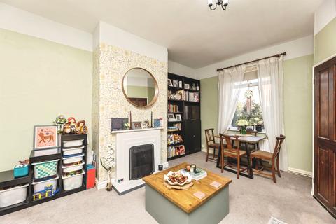 3 bedroom end of terrace house for sale, Fountain Street, Morley, LEEDS
