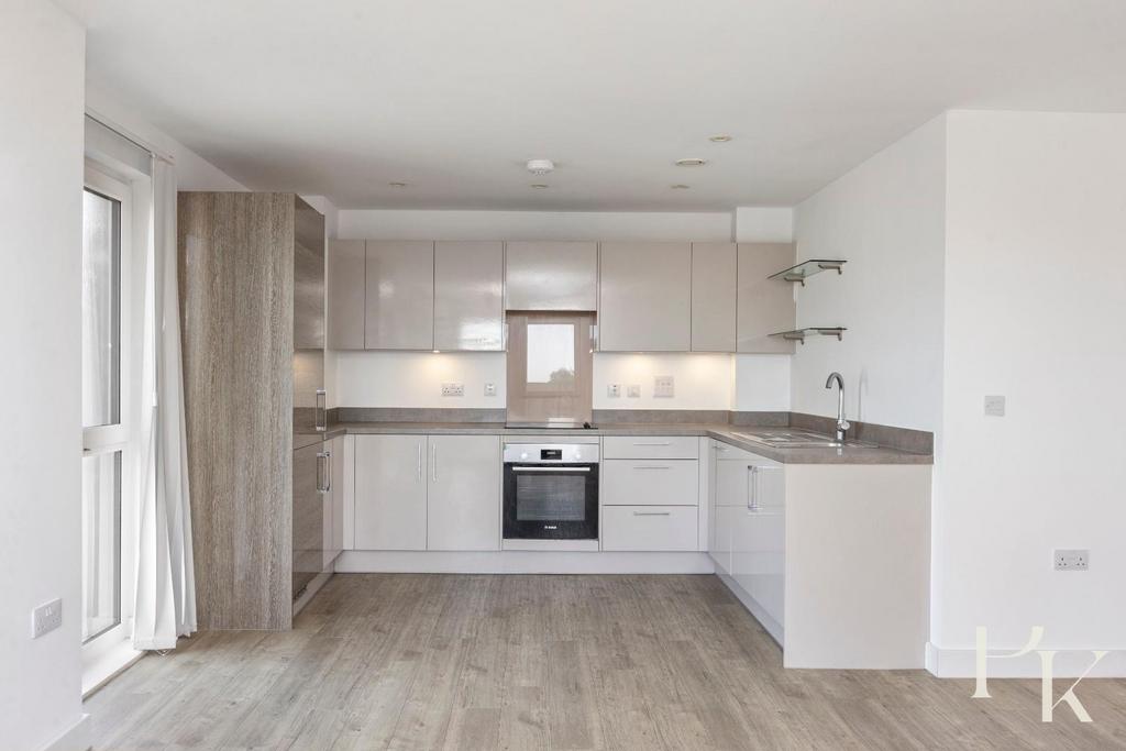 Apartment in Hove, Brunswick - View 5