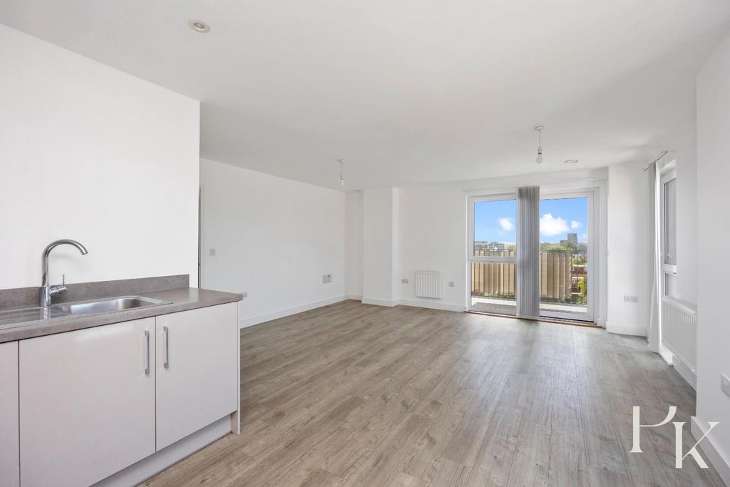 Apartment in Hove, Brunswick - More
