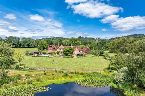 4 bedroom farm house for sale, Coneyhurst Lane, Ewhurst, Cranleigh, Surrey GU6 7PW