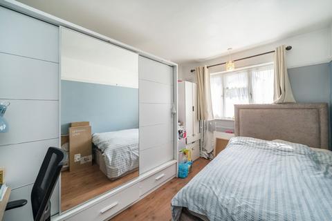 undefined, Warwick Road, Thornton Heath
