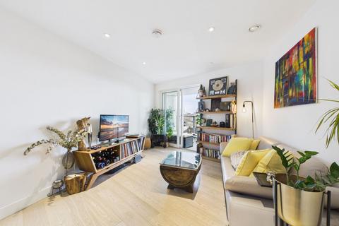 3 bedroom flat for sale, Wenlock Road, Wenlock Basin, London, N1