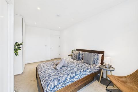 Wenlock Road, Wenlock Basin, London, N1