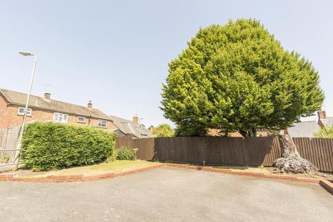 2 bedroom bungalow for sale, Turnbull Close, Leicester