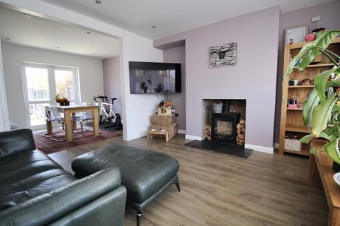 4 bedroom semi-detached house for sale, Green Lane Avenue, Street