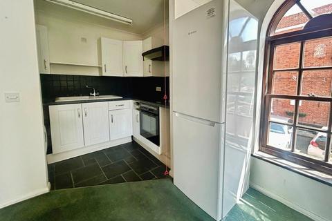2 bedroom retirement property for sale, Farmadine House, Saffron Walden