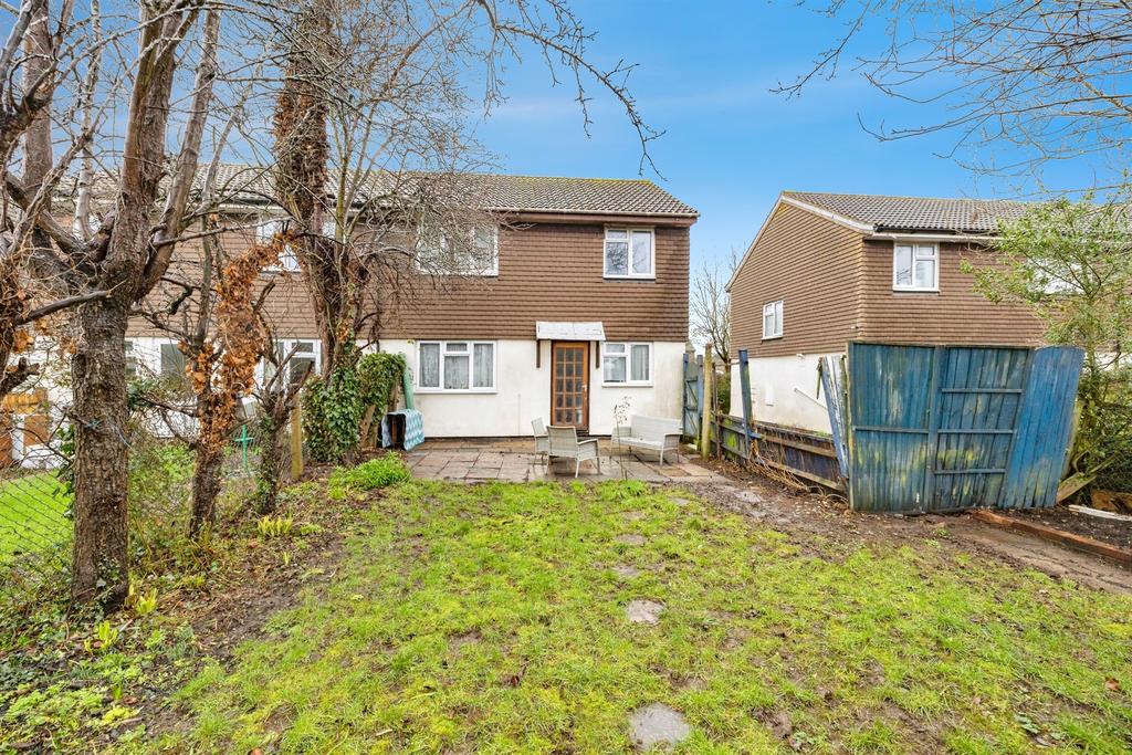 Detached house exterior, garden