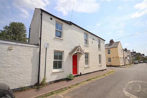 1 bedroom in a house share to rent, Glisson Road, Cambridge CB1