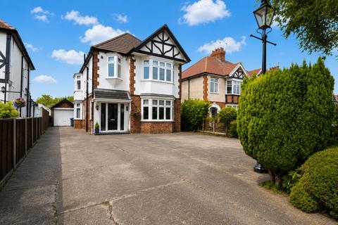 4 bedroom detached house for sale, Beverley Road, Kirk Ella, Hull