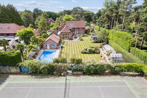 5 bedroom detached house for sale, Hervines Road, Amersham, Buckinghamshire, HP6