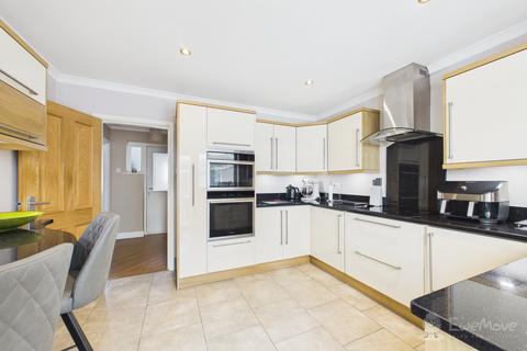 3 bedroom semi-detached house for sale, Walton Gardens, Folkestone, CT19
