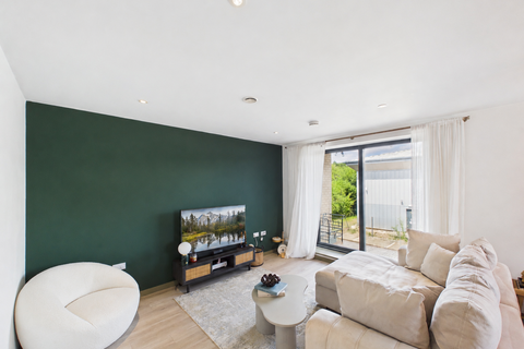 2 bedroom apartment for sale, Alexander House, Angus Court, Thame, Oxfordshire