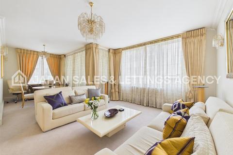 2 bedroom flat to rent, The Quadrangle, Chelsea Harbour Drive