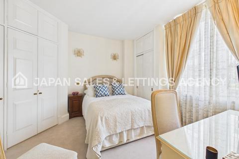 2 bedroom flat to rent, The Quadrangle, Chelsea Harbour Drive