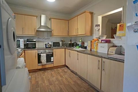 4 bedroom semi-detached house for sale, London E4