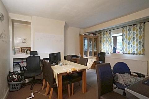 4 bedroom semi-detached house for sale, London E4