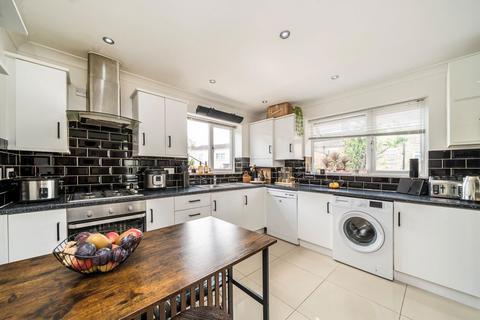 3 bedroom semi-detached house to rent, Myra Street, Abbey Wood
