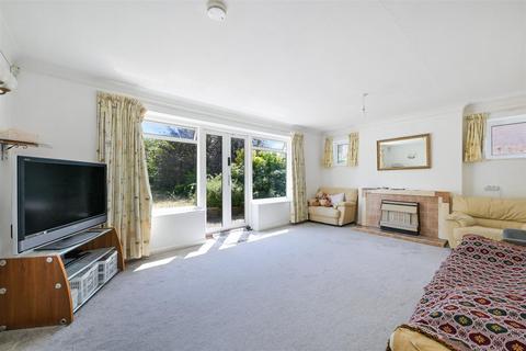 2 bedroom detached bungalow for sale, Chalgrove Road, Sutton