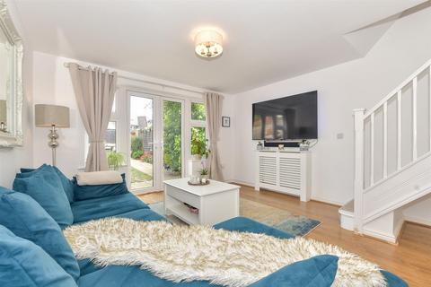2 bedroom terraced house for sale, Colemans Close, Ashford TN23