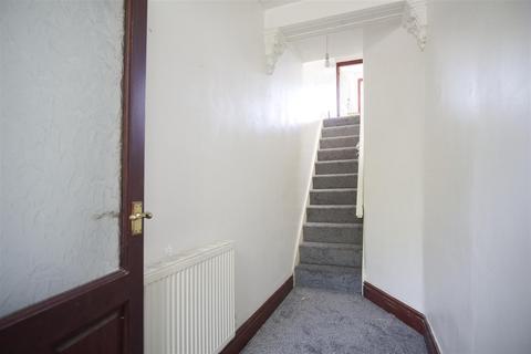 2 bedroom flat to rent, 2-Bed Flat To Let on Burleigh Road, Preston