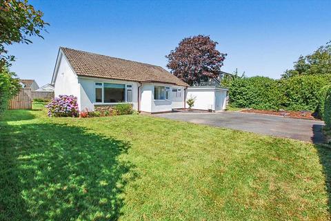 4 bedroom detached bungalow for sale, 8 Freshwater East Road