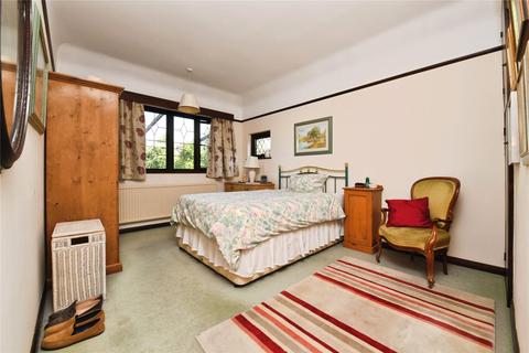2 bedroom bungalow for sale, Branscombe Gardens, Thorpe Bay, Essex, SS1