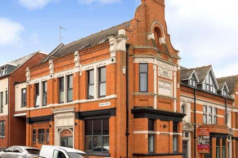 3 bedroom apartment to rent, Burns Street, Leicester LE2