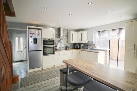 3 bedroom semi-detached house for sale, St. Leonards Drive, Chapel St. Leonards, Skegness