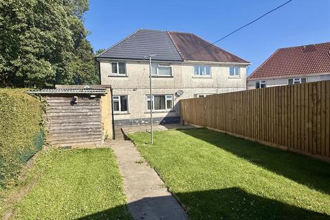 3 bedroom semi-detached house for sale, Maesyrhaf, Cross Hands, Llanelli