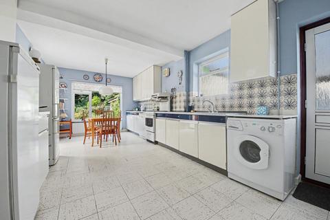 3 bedroom detached house for sale, Pine Drive, Southampton SO18