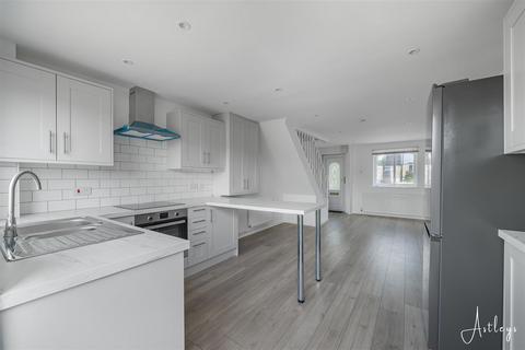 2 bedroom semi-detached house for sale, Appledore Place, Newton, Swansea