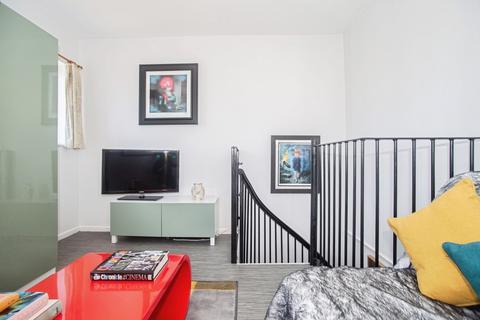 3 bedroom flat for sale, Stretford Road, MANCHESTER, Lancashire, M15